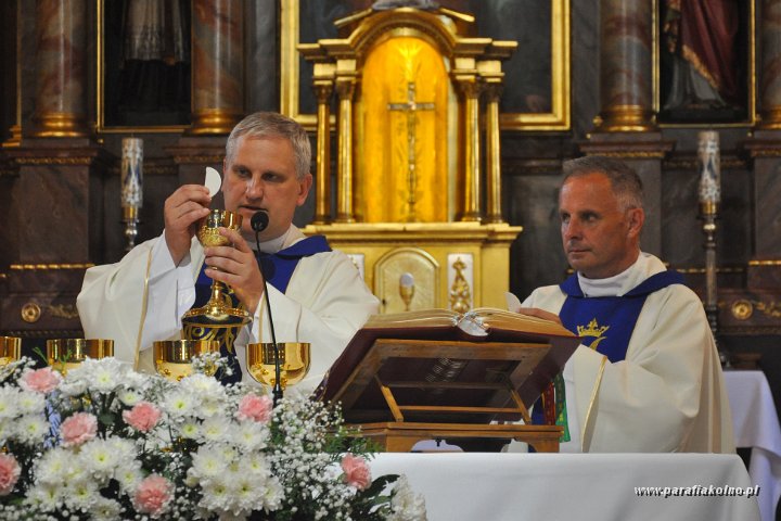 050 Eucharystia.jpg